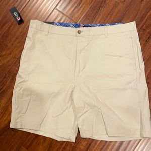 NWT men’s Chaps khaki shorts size 40